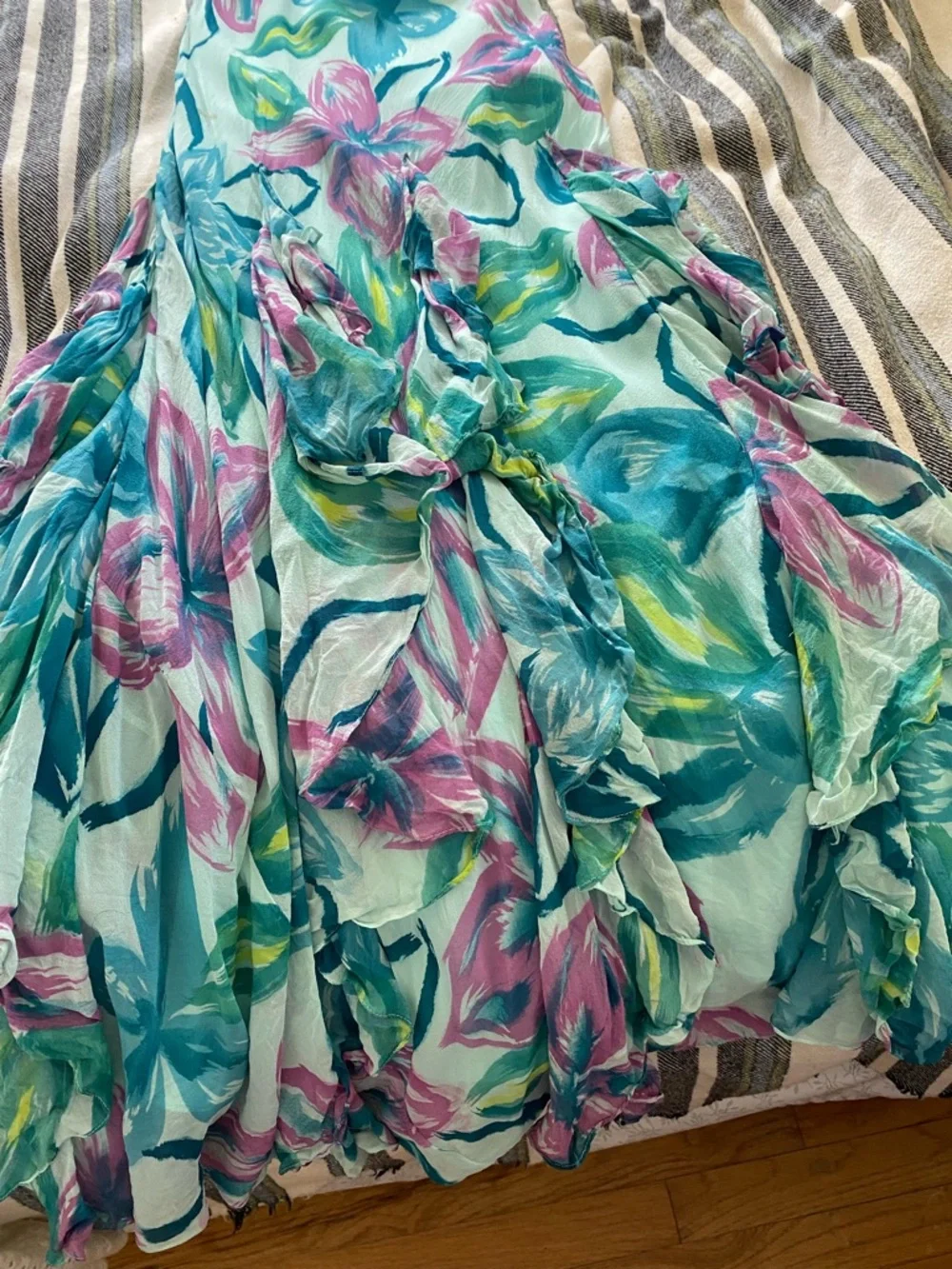 Mint Sequin & Faux Fur Statement Coat and matching dress with rhinestone on top. - Picture 5 of 5